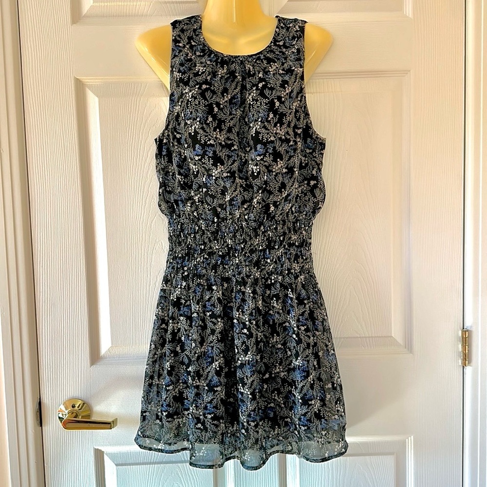 AQUA Black Floral Dress Elastic Waist Size M